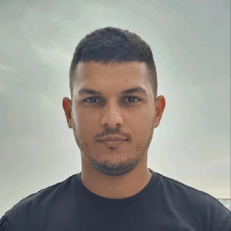 Senior {Full Stack} Web & App developer